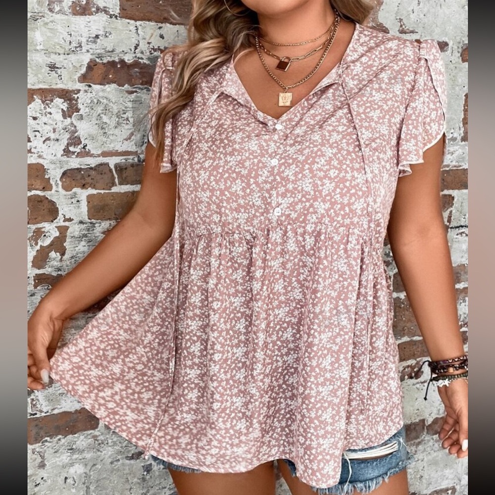NWOT SHEIN LUNE Plus Ditsy Floral Print Butterfly Sleeve Peplum Blouse, PINK